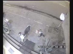 Bẻ khoá xe có còi báo động, trộm chạy trối chết