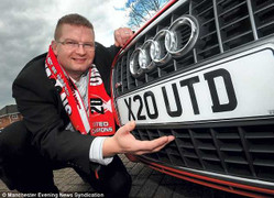 Vui vô địch, fan MU tìm 'kế độc' kiếm lời