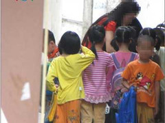 Bát nháo ‘lò’ luyện chữ chạy đua vào lớp 1