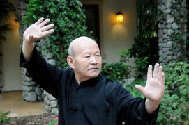 Thời sự 10/5: Người đàn ông có bàn tay nóng gần 100 độ