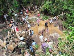 Vụ trúng trầm 100 tỷ đồng: Dân bị lừa mua trầm 'đểu'