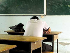 Học gì thi nấy mà sao khổ thế!