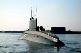 Thủ tướng Nguyễn Tấn Dũng thị sát tàu ngầm Kilo