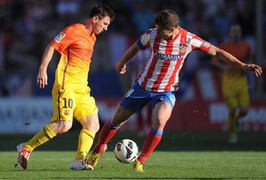 Hi hữu: Dính chấn thương, Messi vẫn phải đá