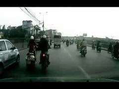 Clip: Tận thấy tên cướp giật phăng dây chuyền