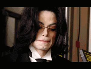 'Michael Jackson lạm dụng tình dục tôi trong nhiều năm'