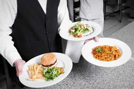 Hè này, sinh viên làm gì để kiếm bộn tiền?