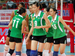 ‘Chân dài’ Ngọc Hoa át vía nữ sinh Trung Quốc