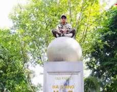 Clip: Những hành động phản cảm của dân 'phượt'