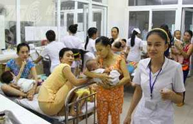 Nắng nóng bệnh nhi vào viện tăng đột biến