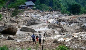 Lũ quét kinh hoàng, 6 người thiệt mạng