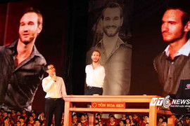 32 tỷ mời Nick Vujicic và lòng đố kị của người Việt
