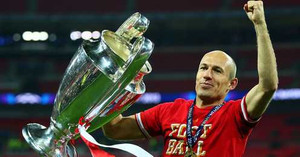 'Siêu nhân' Robben nói gì sau chiến thắng?