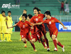ĐT Việt Nam: Đả bại Hong Kong, tiến gần World Cup