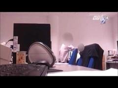 Clip: Phẫn nộ sếp tát nhân viên liên tiếp