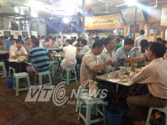 Quán bia hơi Hà Nội kiếm 50 triệu/ngày