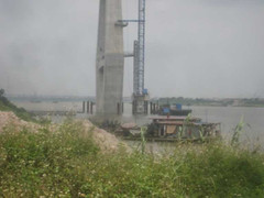 Cầu nghìn tỷ bị đe dọa: Ban quản lý dự án nói gì?