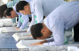 Doanh nhân Hàn Quốc quỳ gối xin mở lại Kaesong