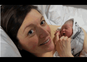 Người mẹ có con sau 19 lần sẩy thai