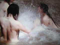 Sau 'tắm tiên' là... 'đi khách'