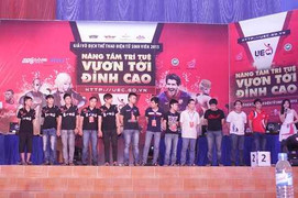 “Ngộp thở” cảm xúc đêm Gala trao giải eSports sinh viên