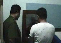 Thâm nhập ổ mại dâm nam ở Sài Gòn