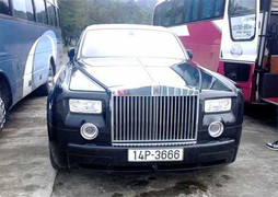 Dàn xe sang biển đẹp ở Quảng Ninh