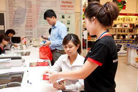 Điện thoại Việt: Thời của smartphone khủng giá 'rẻ'