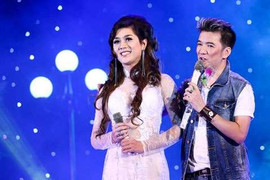 Lâm Chí Khanh, Hương Giang Idol 'đọ sắc' bên Mr. Đàm