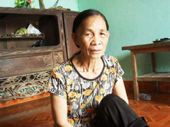 Kỳ lạ chuyện tình 'nàng' 58 tuổi yêu chàng 33 tuổi