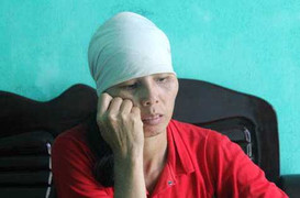 Người đàn bà sống sót dưới bàn tay ác quỷ