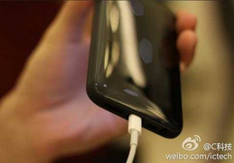 Lộ diện iPhone giá rẻ?