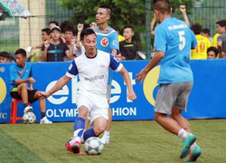 Thành Lương trông con, Trung ‘hài’ nổ súng