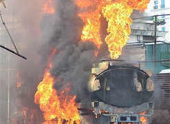 Nổ lớn, lửa trùm đỏ cây xăng giữa thủ đô