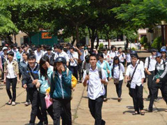 Nhờ người thi hộ, thí sinh bị đình chỉ