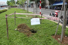 Xuất hiện 2 'hố tử thần' kênh Nhiêu Lộc-Thị Nghè