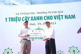 Lễ trồng cây hưởng ứng ngày môi trường thế giới tại Huế
