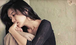 Thiếu nữ điên tình và liều thuốc chữa bệnh 'thích chết’