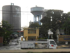 Bị hai tấn xi măng vùi lấp, một kỹ sư tử nạn