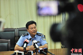 Trung Quốc xét xử 'dâm quan' qua đêm với 6 nữ sinh