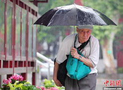 Cụ ông 84 tuổi 13 năm liên tiếp thi đại học