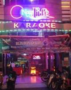 Quan chức sở Y tế chi tiền hát karaoke sai quy định