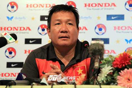 Thắng dễ, 'tướng' Phúc vẫn chê quân ‘non’