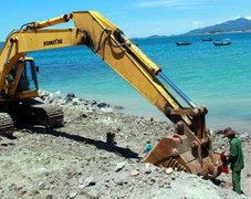 Bị tố lấp Vịnh Nha Trang, 'đại gia điếu cày' lên tiếng