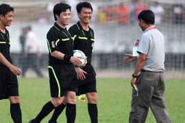 Bộ trưởng Hoàng Tuấn Anh: Tiêu cực bóng đá còn rất căng