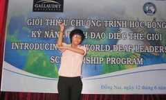 Cô gái khiếm thính Việt nhận học bổng thạc sỹ Mỹ
