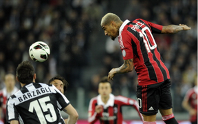 Tin nóng chuyển nhượng 14/6: Barca, Real xuống giá