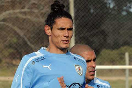 Cavani đi đêm với Real, Chelsea tính kế trả đũa