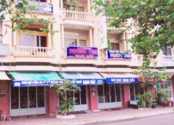 Dân chơi cạn tiền, nhà nghỉ điêu đứng