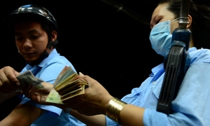 Xăng tăng giá từ 8h tối nay